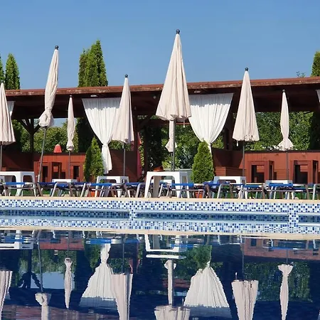 Garden Club Hotel Brasov