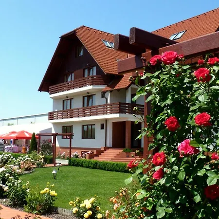 Hotel Garden Club - Hotel - Free Parking Braşov
