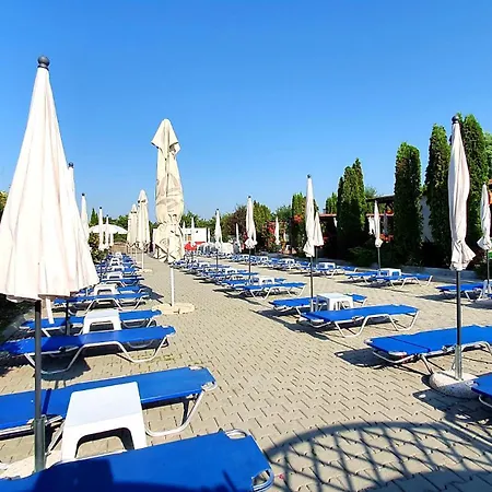 Garden Club - Hotel - Free Parking Hotel