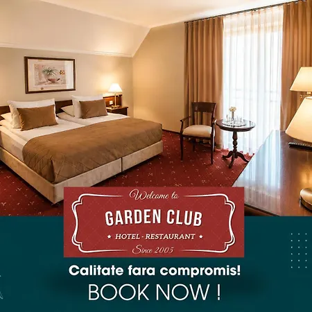 Garden Club - & Restaurant - Free Outdoor Pool & Parking Ξενοδοχείο