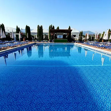 Garden Club - Hotel - Free Parking Hotel 3*