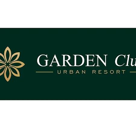 Garden Club - & Restaurant - Free Outdoor Pool & Parking