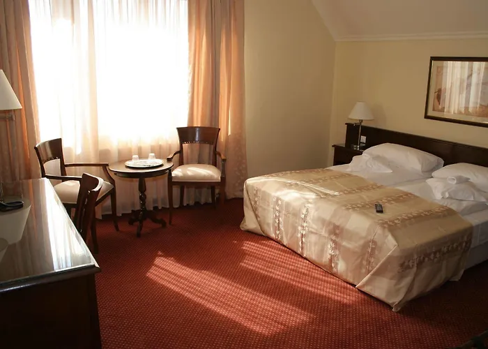 Hotel Garden Club Braşov